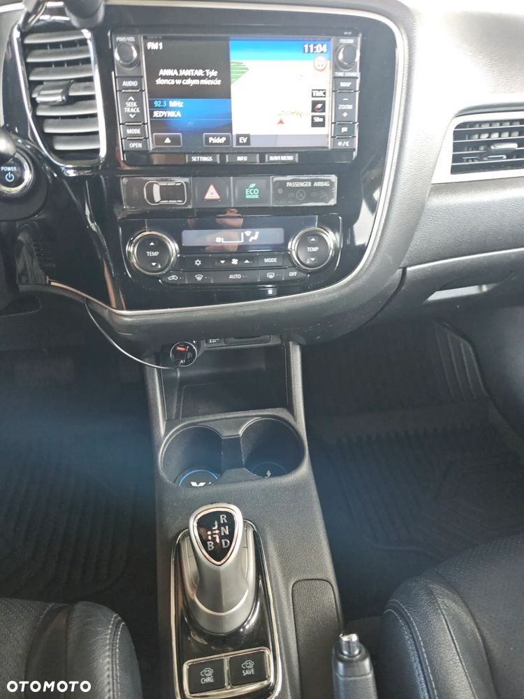 Mitsubishi Outlander 2.0 4WD - 15