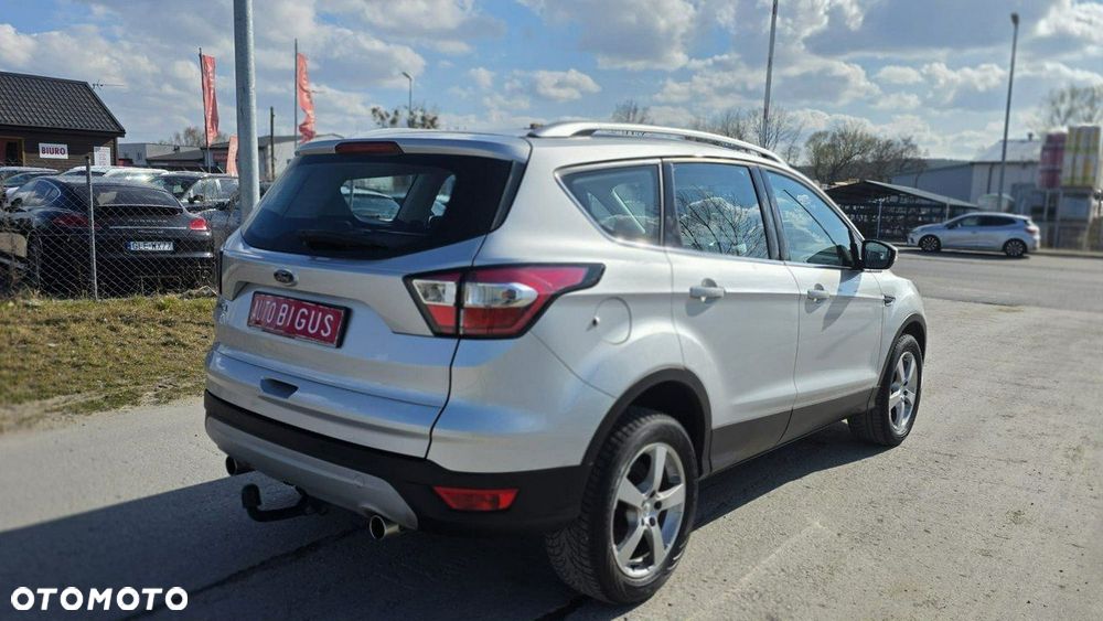 Ford Kuga - 9