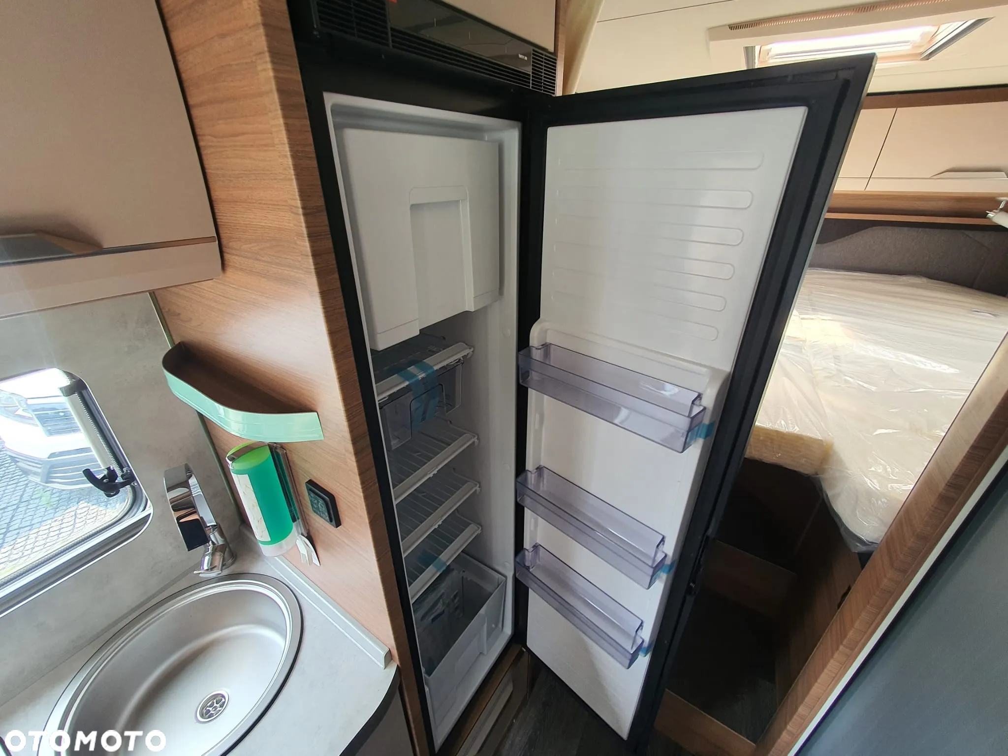 KNAUS VAN WAVE 640 MEG VANSATION - 24