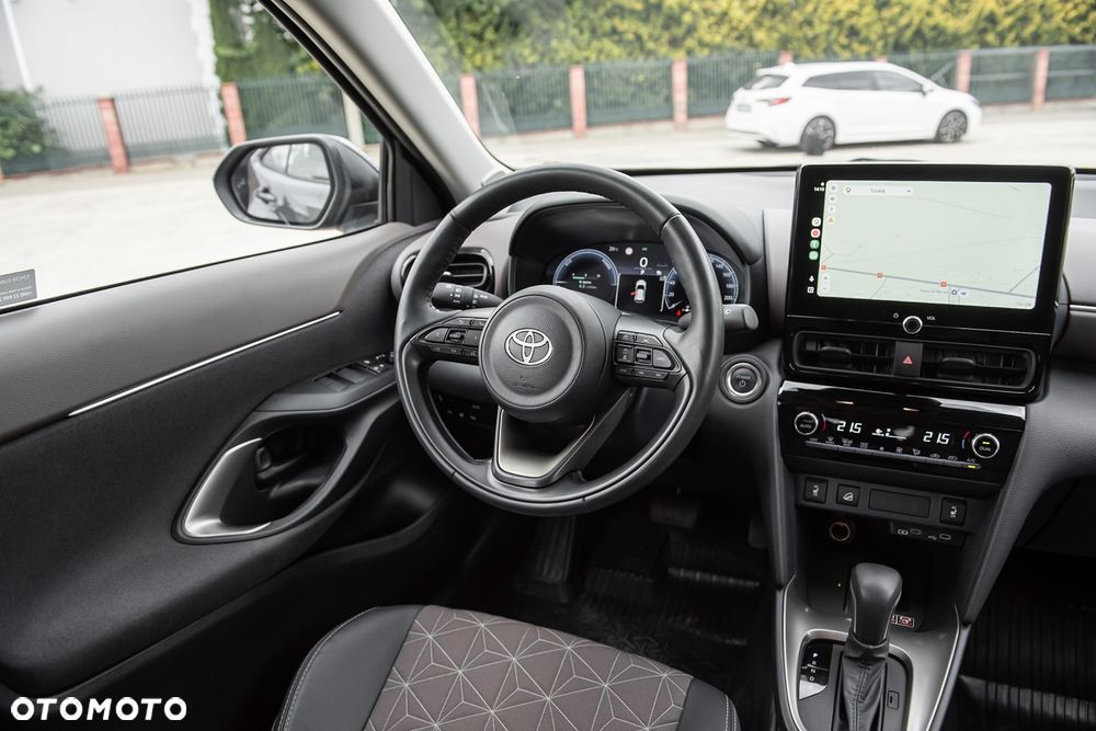 Toyota Yaris Cross Hybrid 1.5 Executive AWD - 13