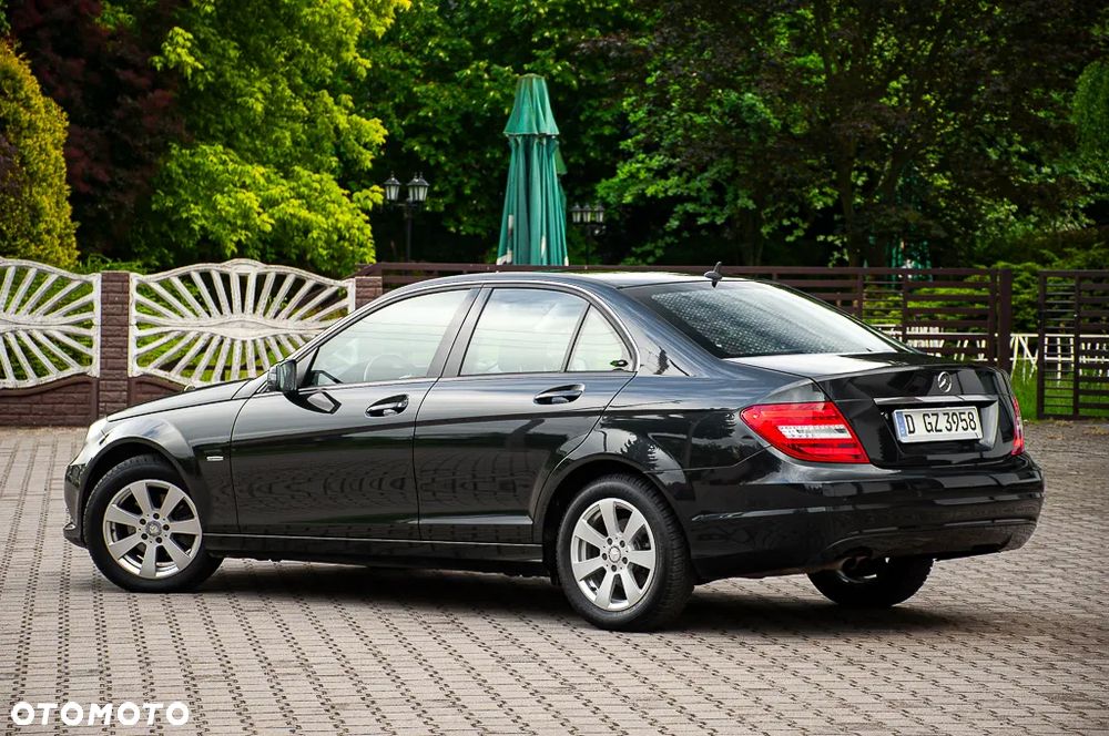 Mercedes-Benz Klasa C 180 Kompressor Automatik Avantgarde - 23