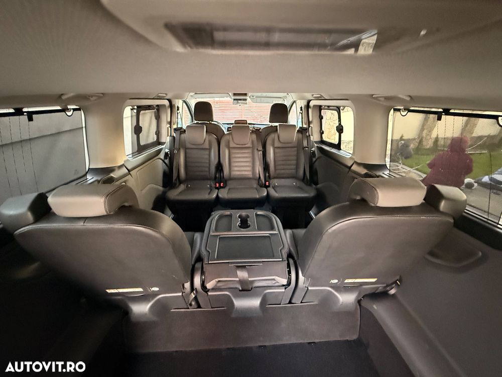 Ford Tourneo Custom - 9
