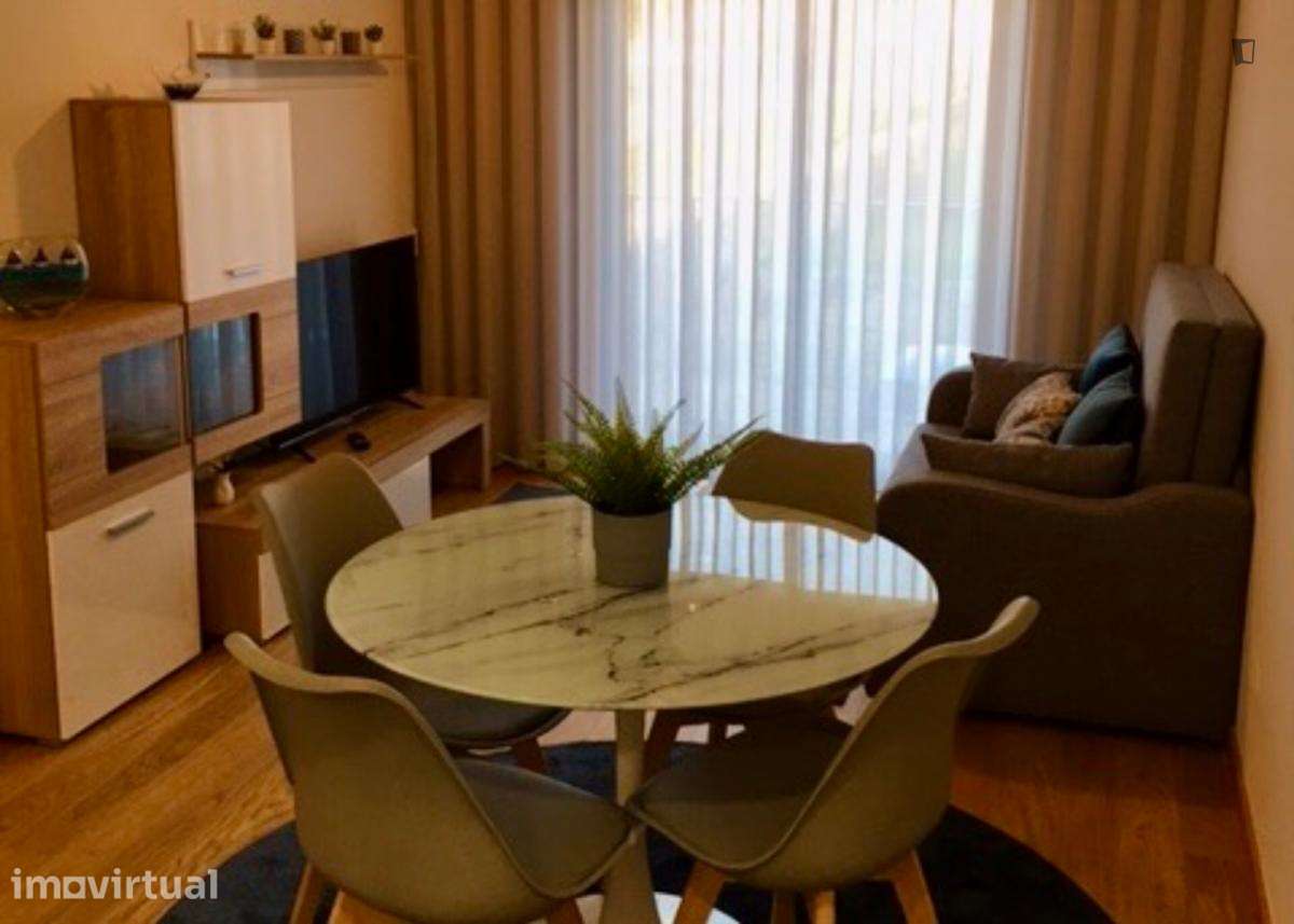 Apartamento com 1 quartos - localizado em São Mamede de Infesta Porto - Grande imagem: 2/23