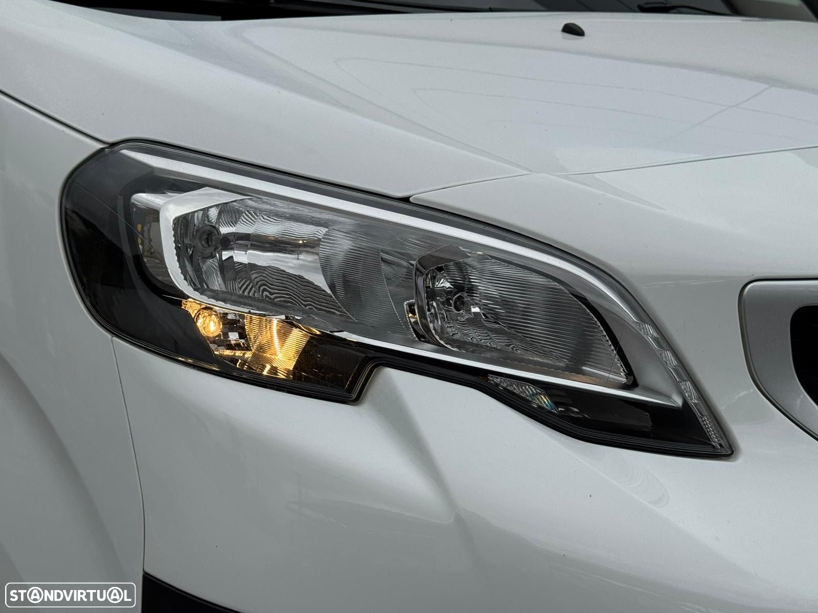 Peugeot Expert 2.0 BlueHDi L2H1 Semi-Vidrado - 6