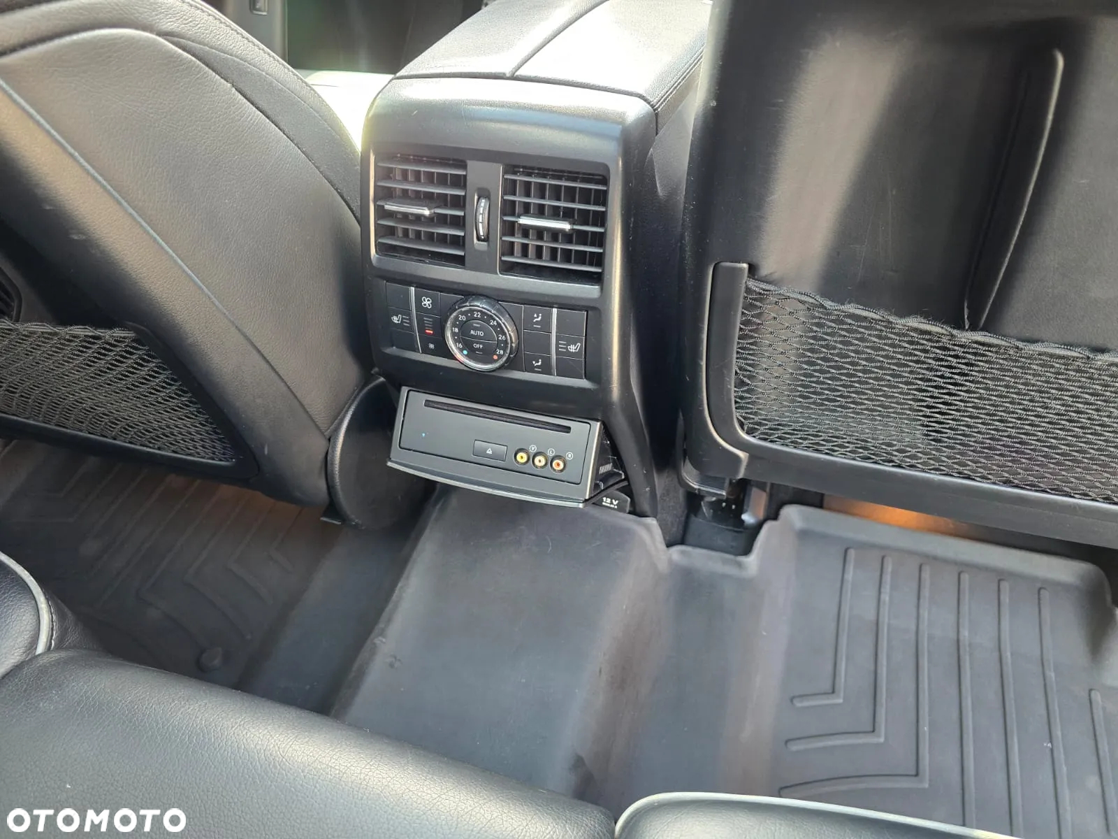 Mercedes-Benz GL 350 BlueTec 4-Matic - 13