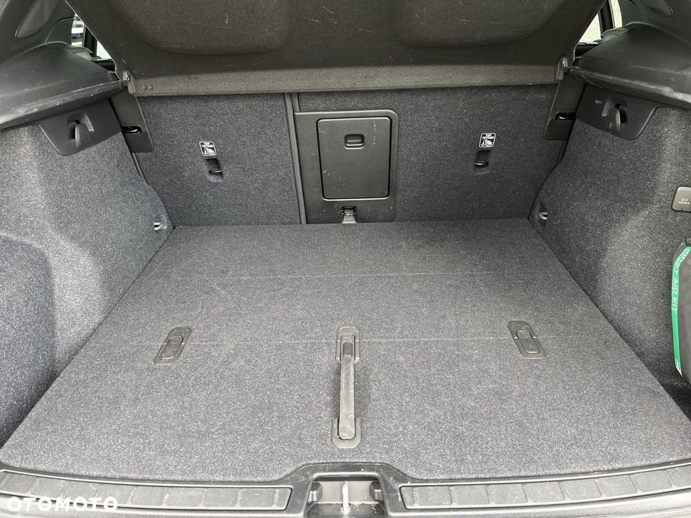 Volvo XC 40 - 11