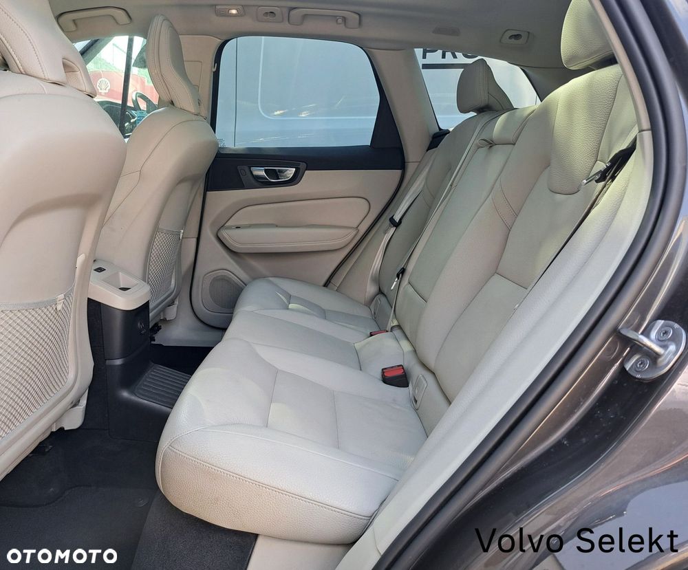 Volvo XC 60 - 11