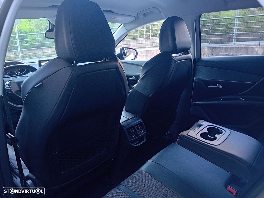 Peugeot 3008 1.2 PureTech Allure - 14