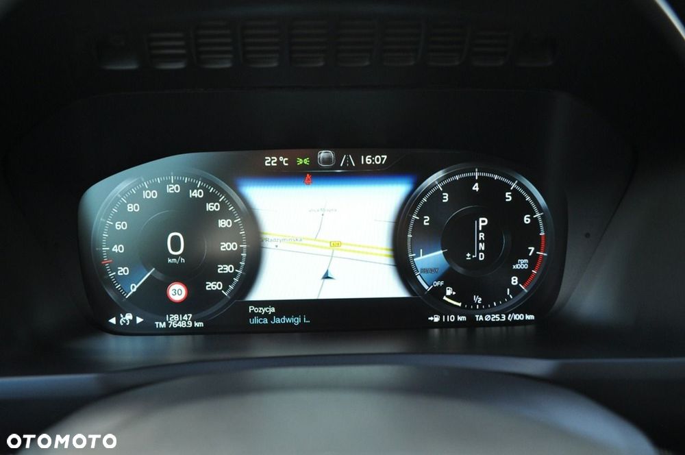 Volvo XC 90 T5 AWD R-Design - 26