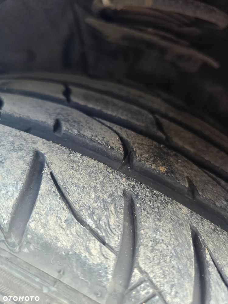 BMW Seria 3 318d Sport Line Shadow - 26