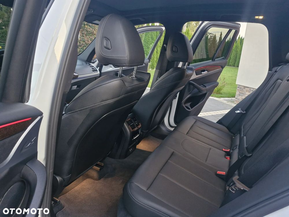 BMW X3 - 16