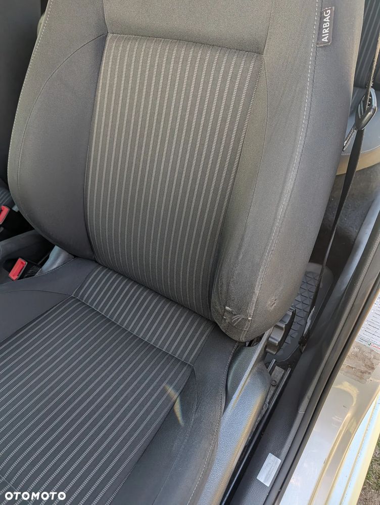 Volkswagen Polo 1.6 TDI DPF Highline - 13