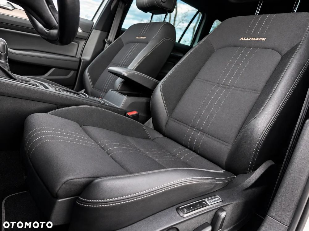 Volkswagen Passat Alltrack 2.0 TDI SCR 4Motion DSG (BMT) - 17