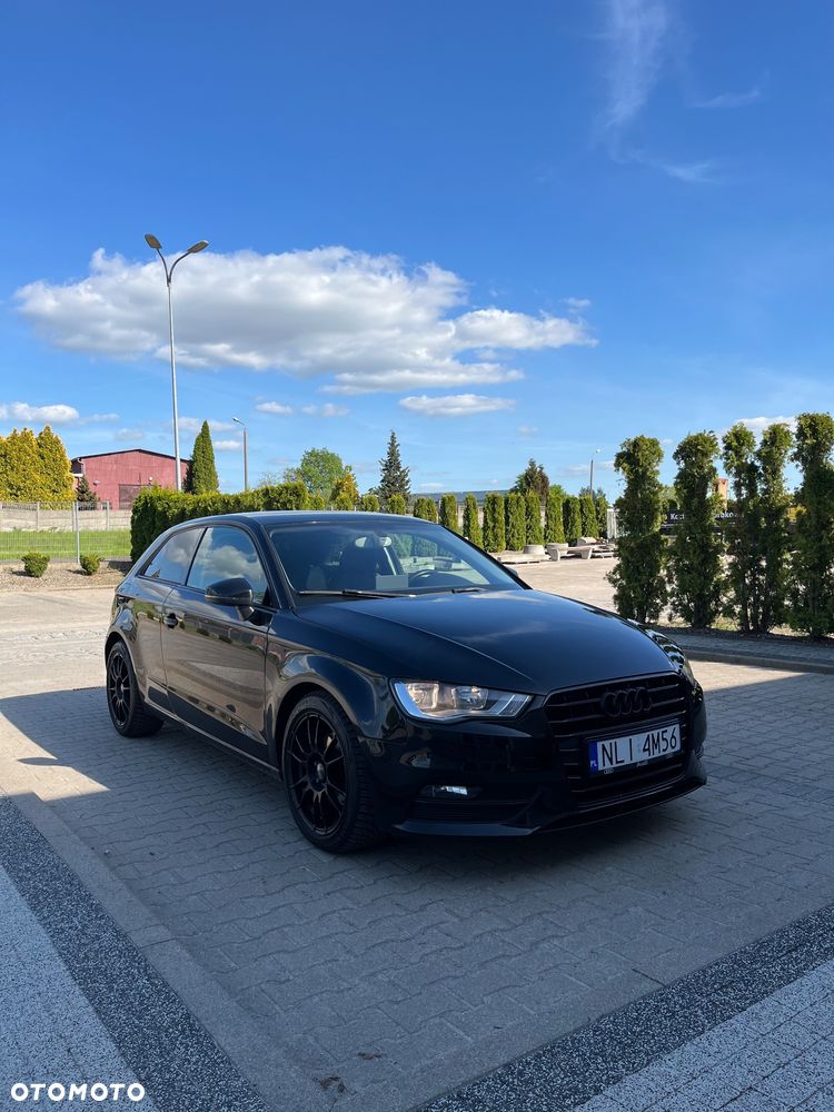 Audi A3 3-drzwiowe 1.6 TDI Attraction - 1