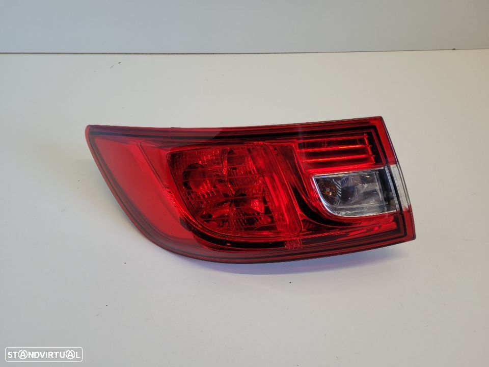 Farolim Esquedo Renault Clio IV 4 2012-16 - 1
