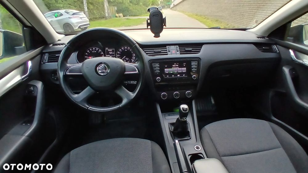 Skoda Octavia 1.6 TDI Active - 11