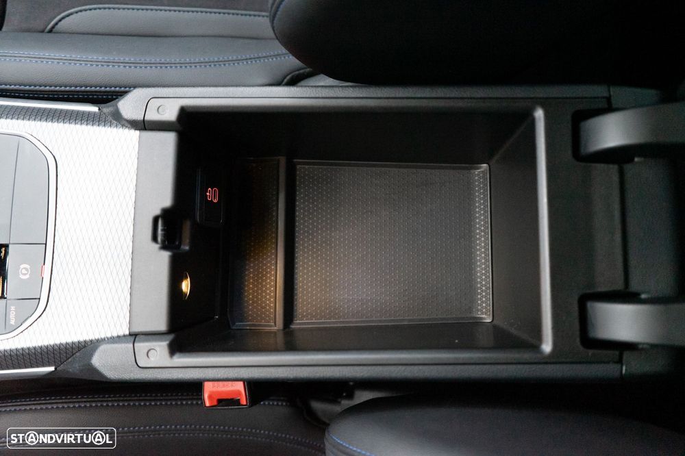 BMW 330 e Pack M Auto - 24