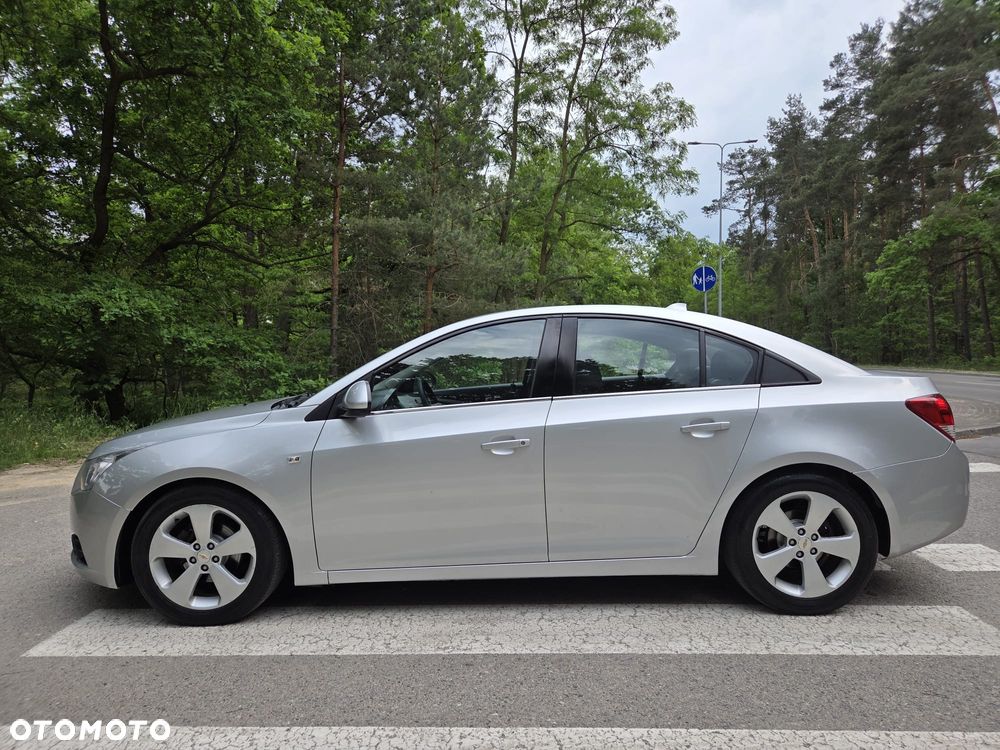 Chevrolet Cruze 1.8 LT+ - 5