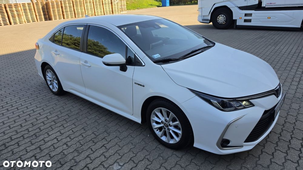 Toyota Corolla 1.8 Hybrid Comfort - 17