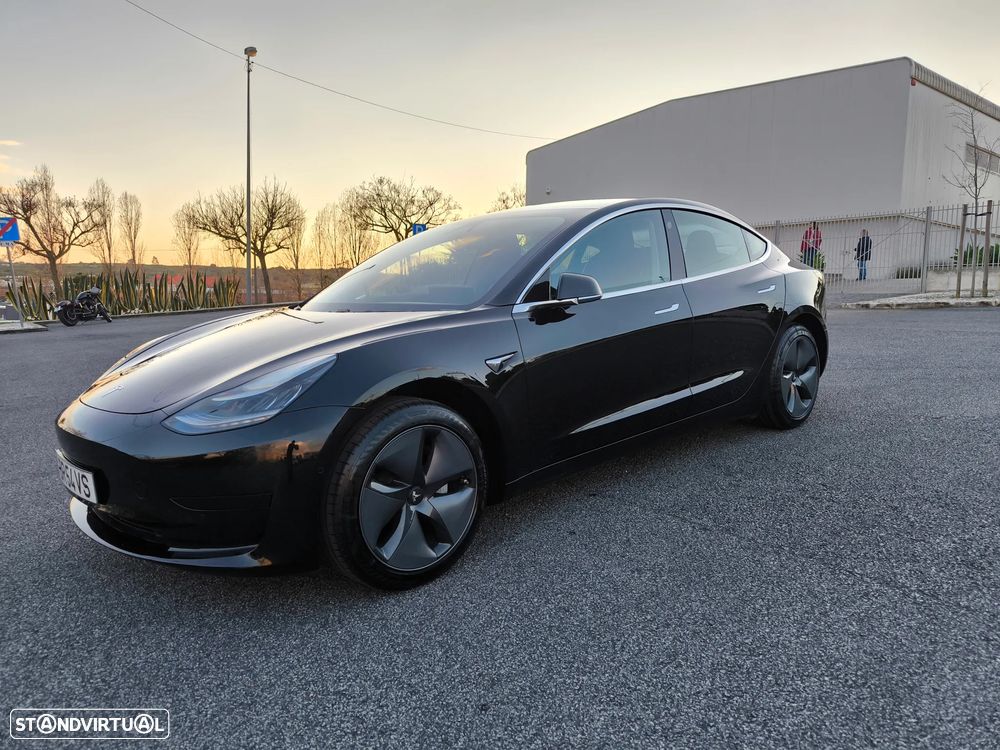 Tesla Model 3 Standard Range Plus RWD - 1