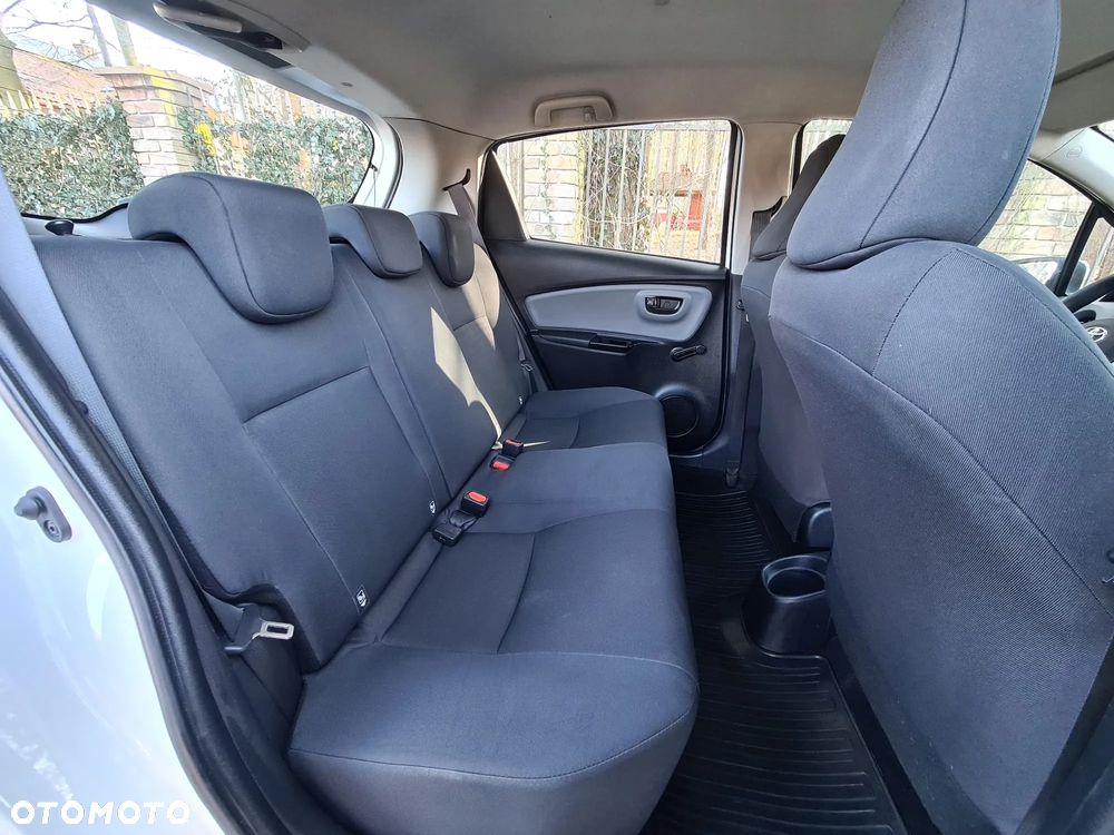 Toyota Yaris 1.5 Active - 32