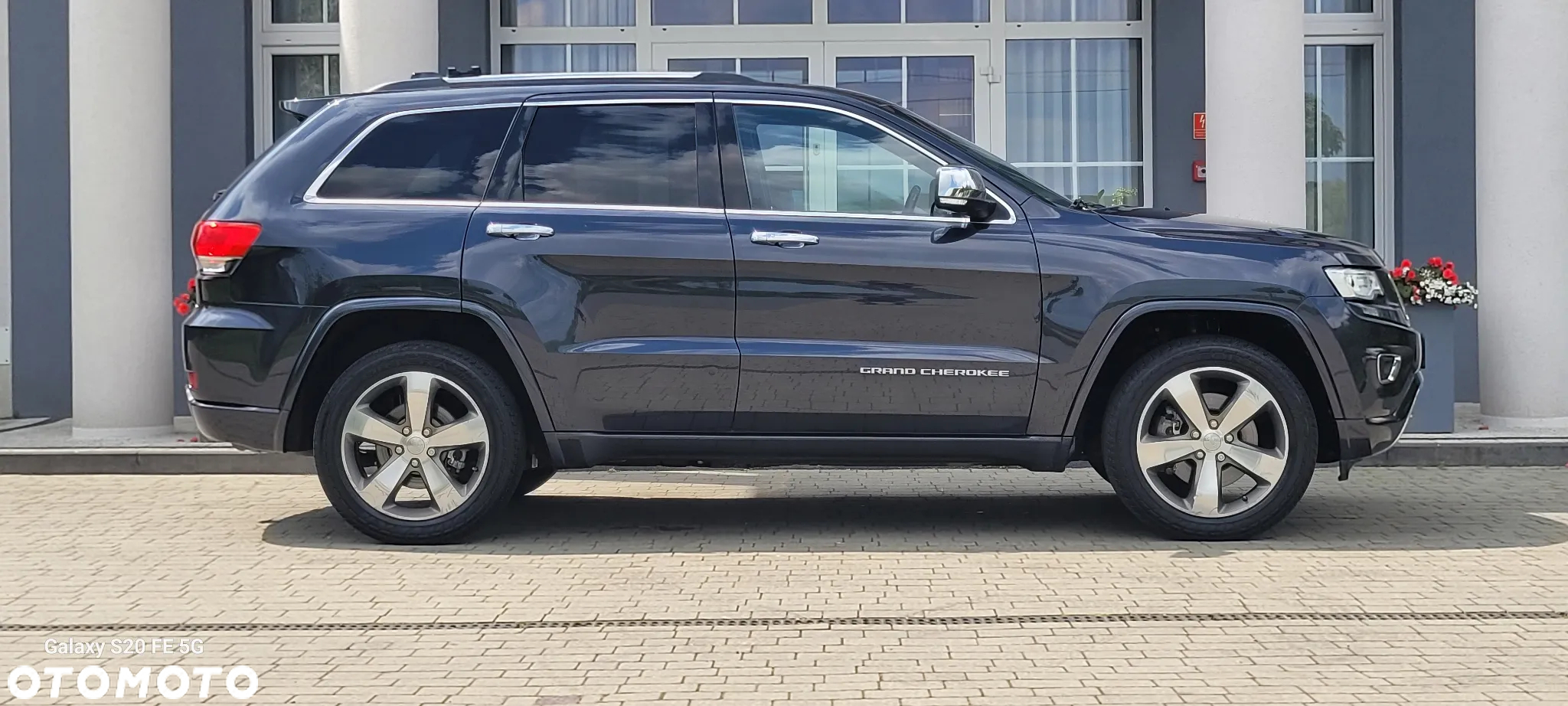 Jeep Grand Cherokee 5.7 V8 HEMI 4WD Automatik Overland - 6