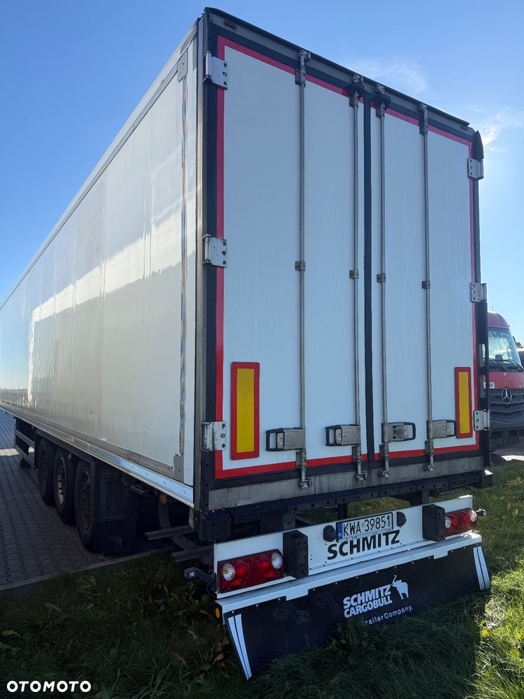 Schmitz Cargobull SKO 24L - 3