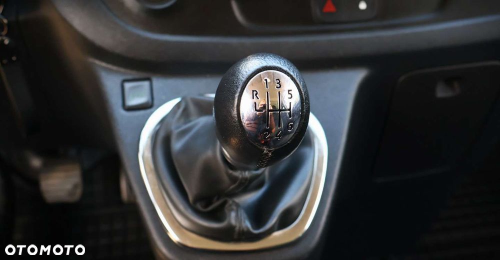Opel Vivaro - 33