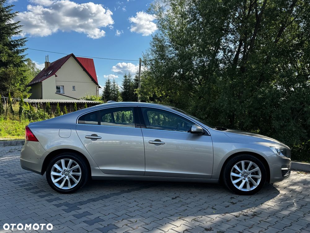 Volvo S60 D3 Geartronic Kinetic - 17