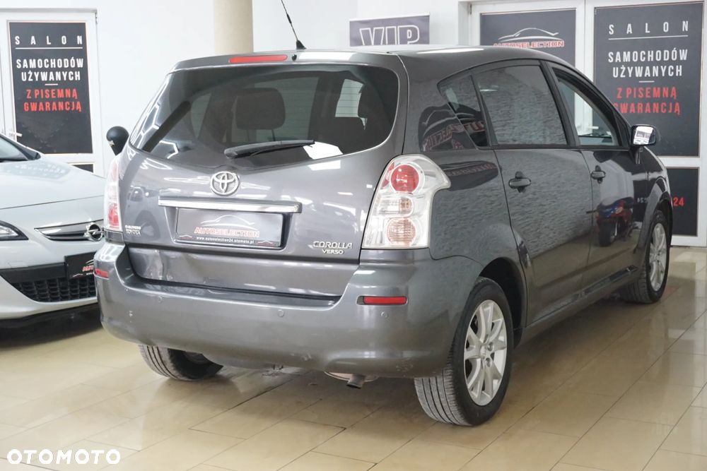 Toyota Corolla Verso 1.6 Luna - 6