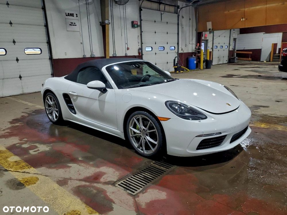 Porsche 718 Boxster - 17