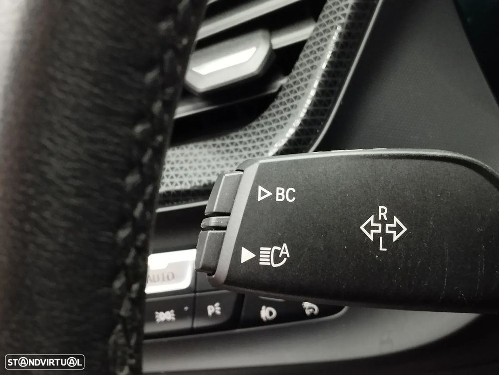 BMW 118 d Auto - 24