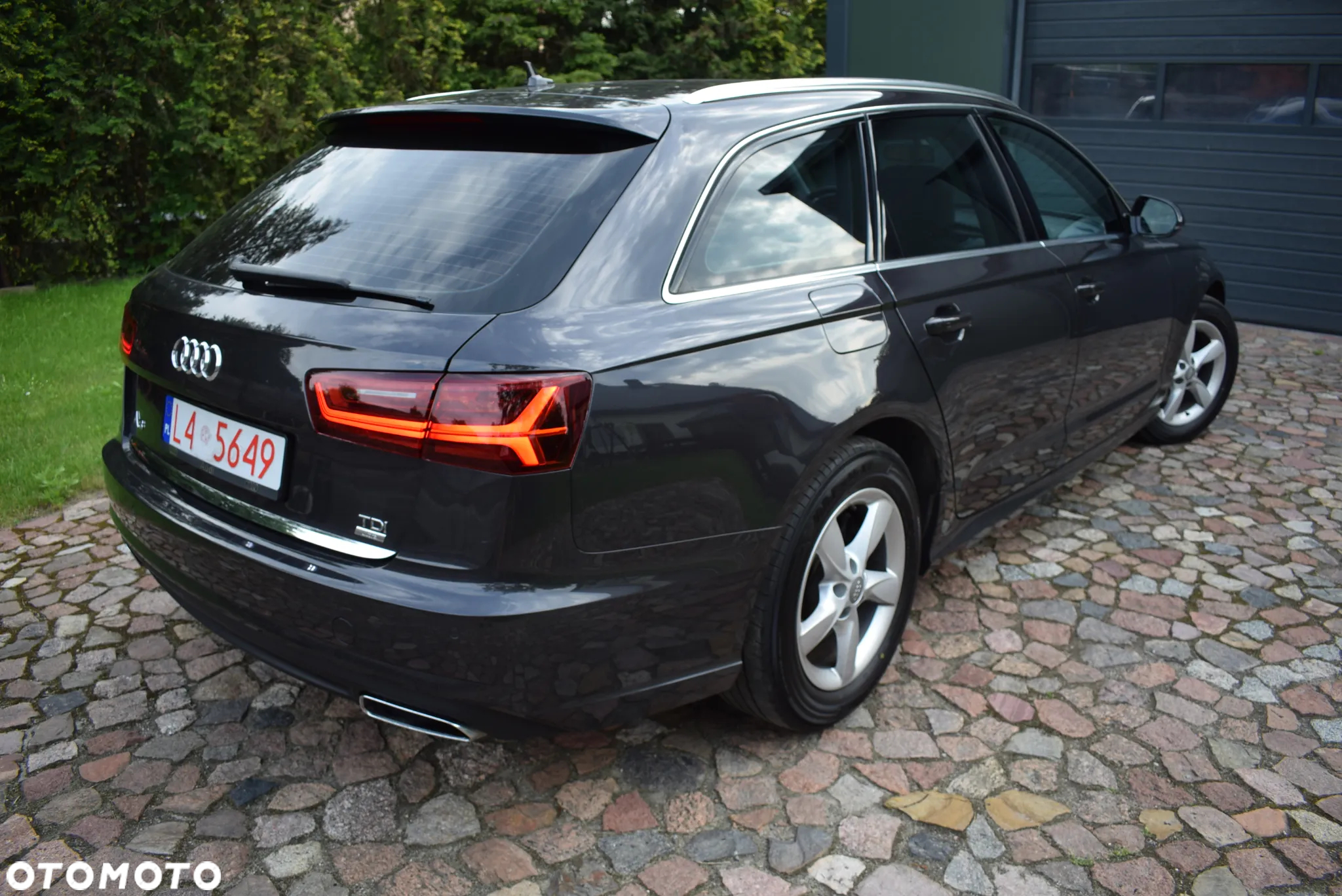 Audi A6 Avant 2.0 TDI Ultra S tronic - 13