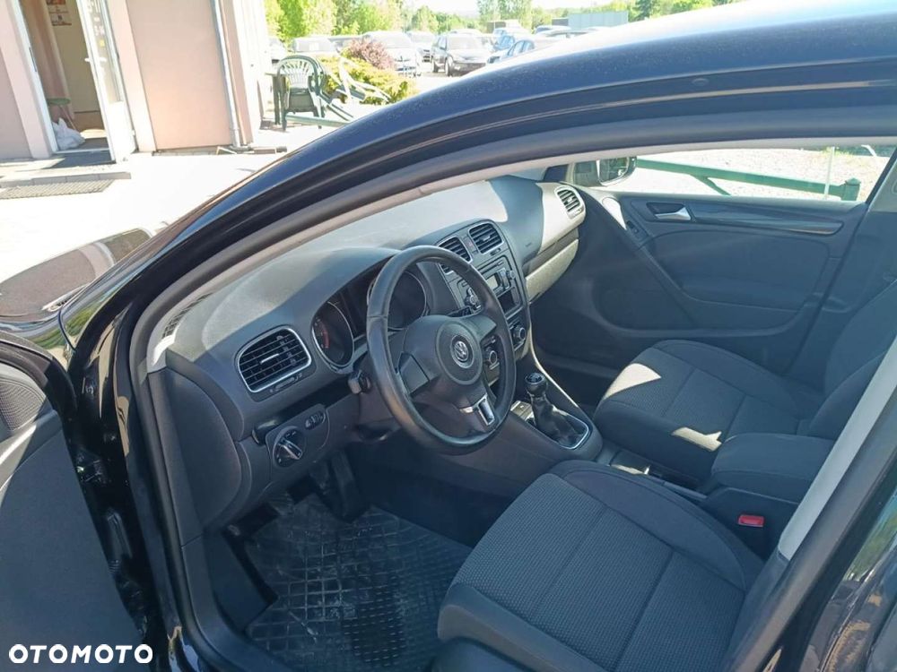Volkswagen Golf - 9