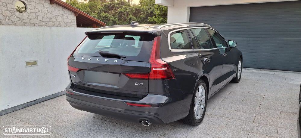 Volvo V60 2.0 D3 Momentum Plus Geartronic - 5