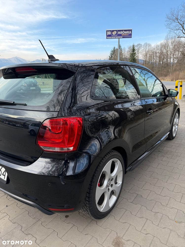Volkswagen Polo 1.4 DSG GTI - 8