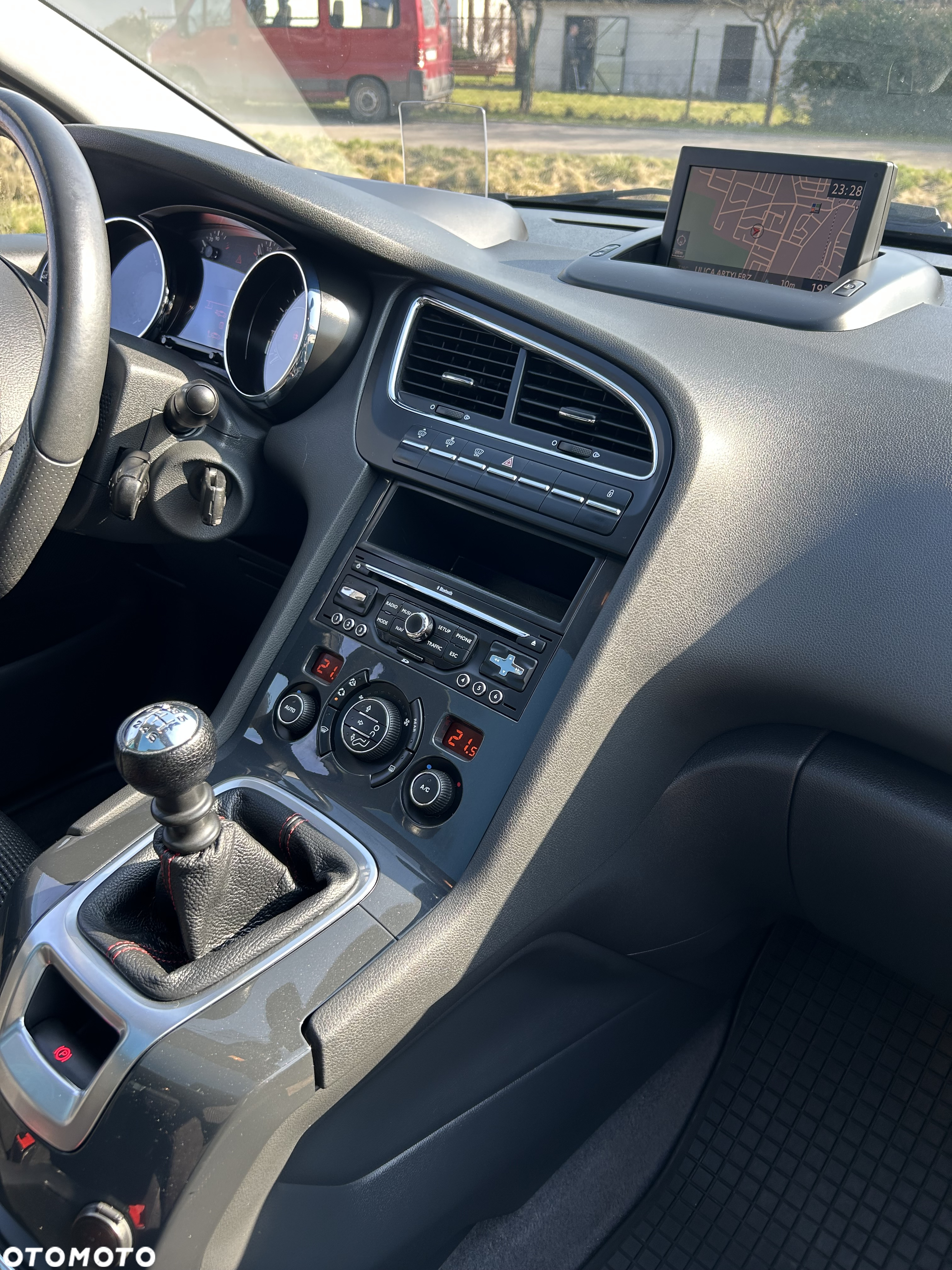 Peugeot 5008 1.6 HDi Active 7os - 28