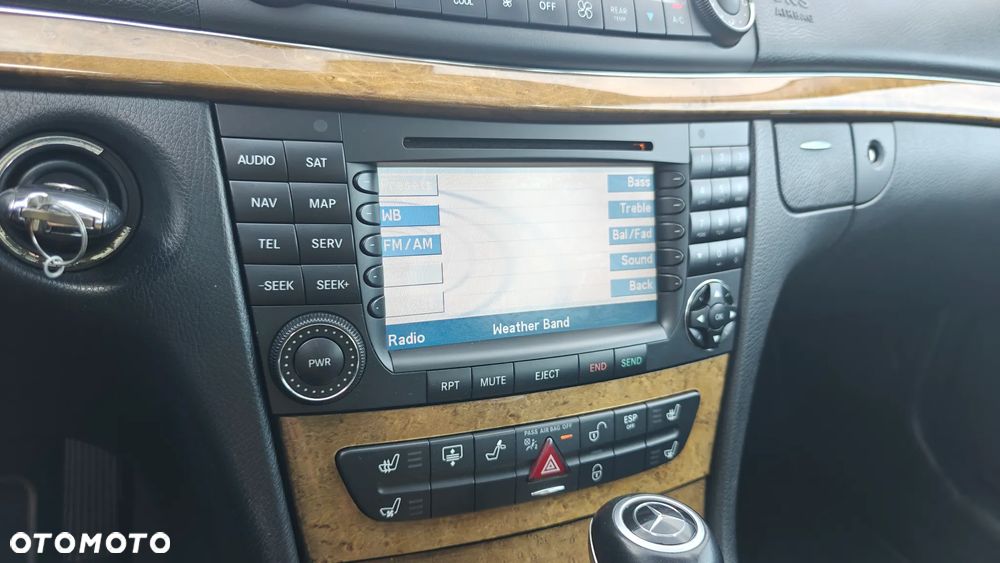 Mercedes-Benz Klasa E 500 Avantgarde - 21