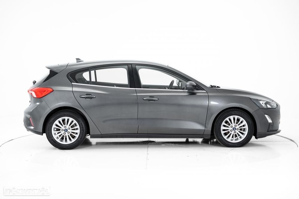 Ford Focus 1.5 TDCi EcoBlue Titanium - 3