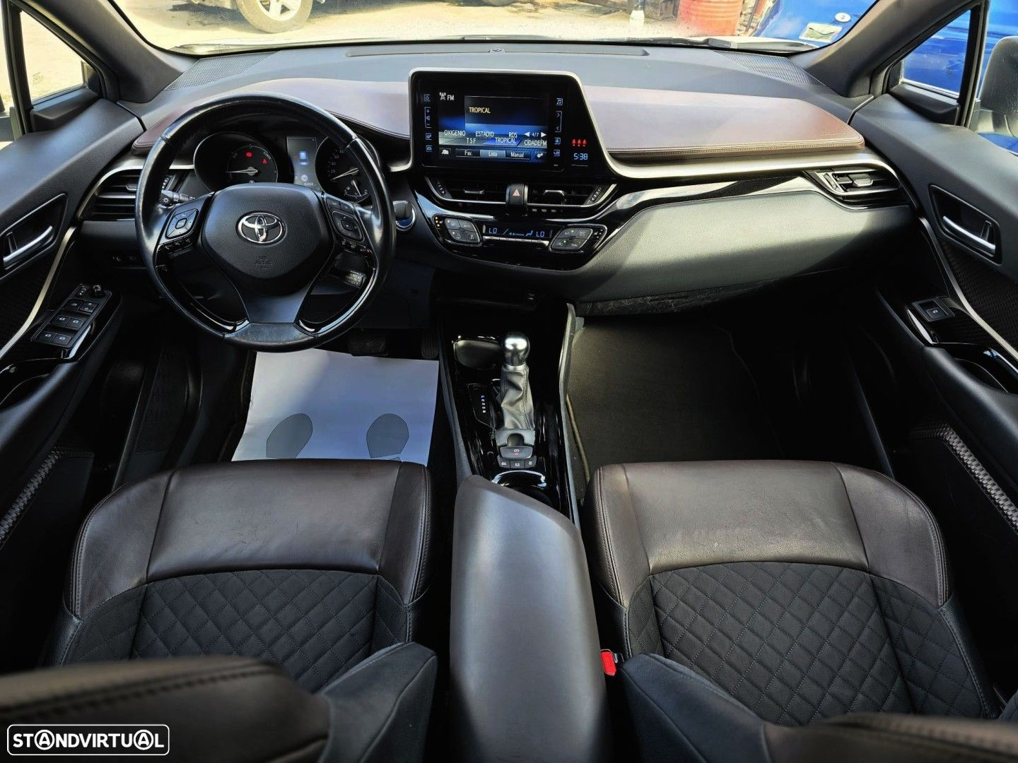 Toyota C-HR 1.8 HSD Exclusive+P.Luxury - 25