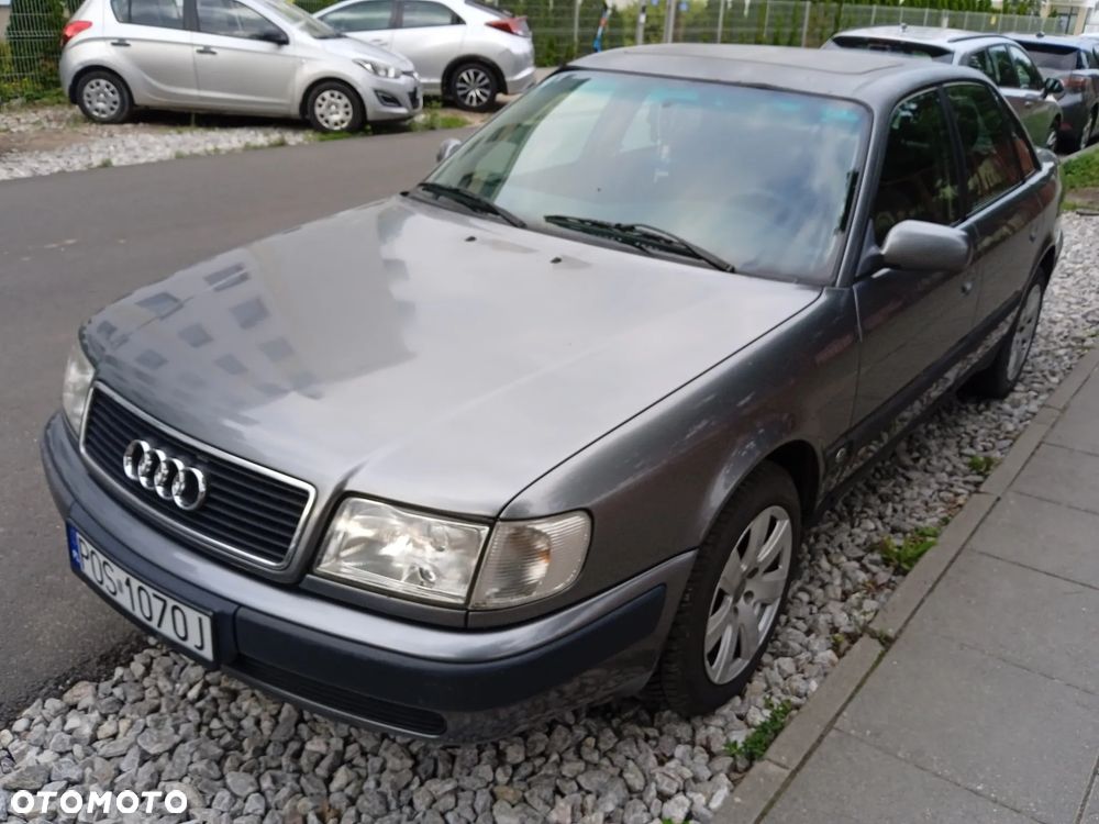 Audi 100 - 1