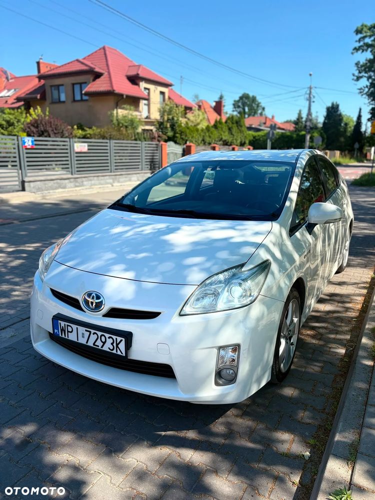 Toyota Prius - 17