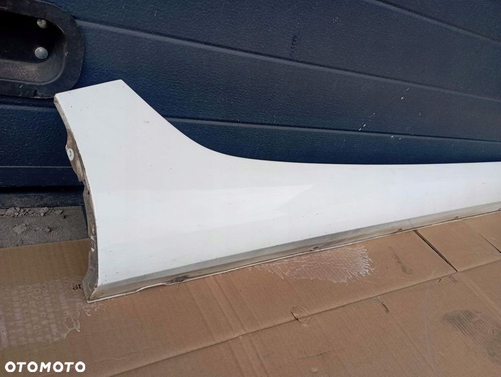 RENAULT ZOE LISTWA PROGOWA PRAWA 764192957R - 1