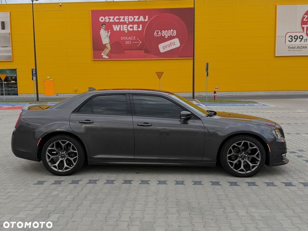 Chrysler 300s - 3
