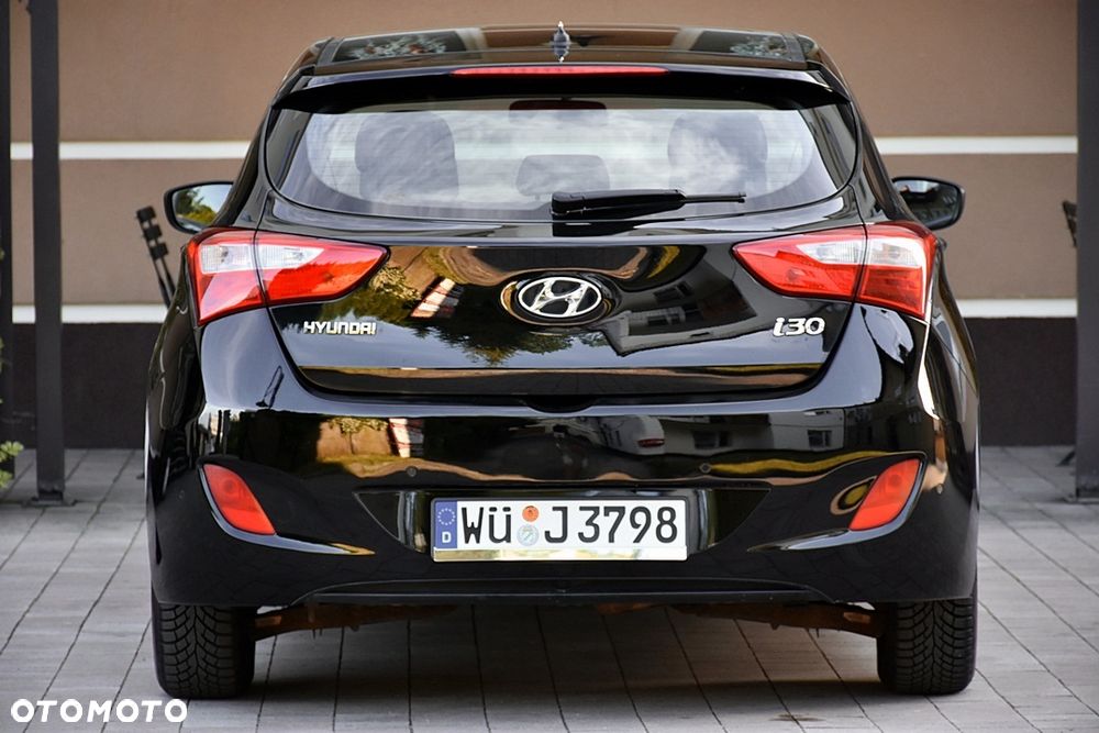 Hyundai i30 1.4 Comfort - 17