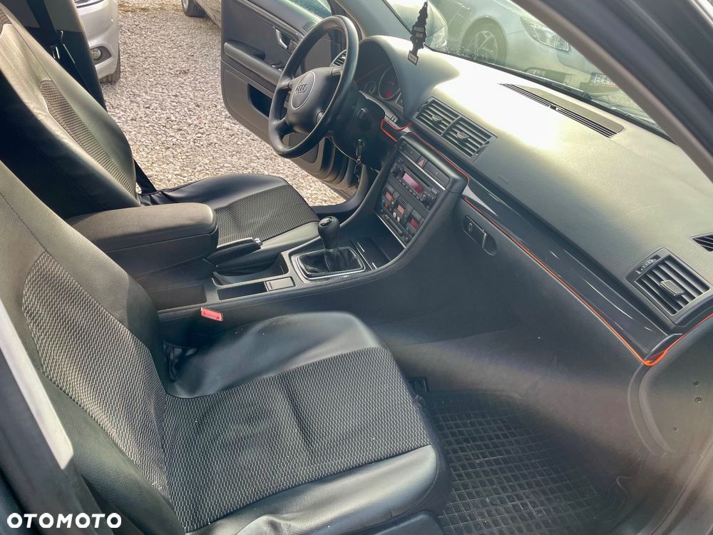 Audi A4 Avant 1.8 T - 33