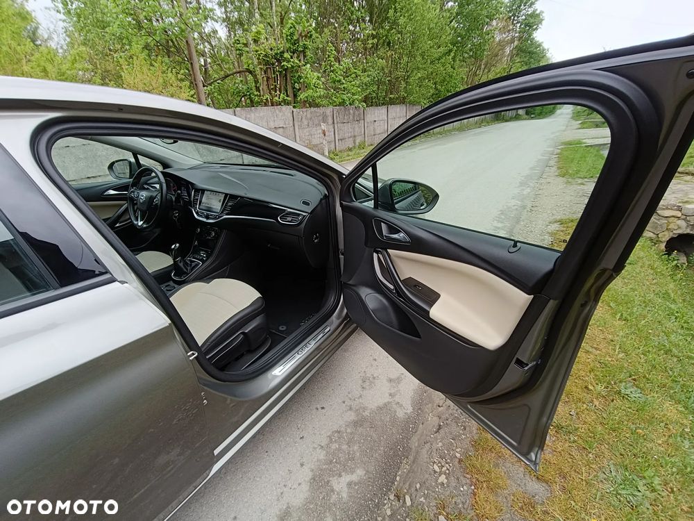 Opel Astra 1.4 Turbo Business - 38