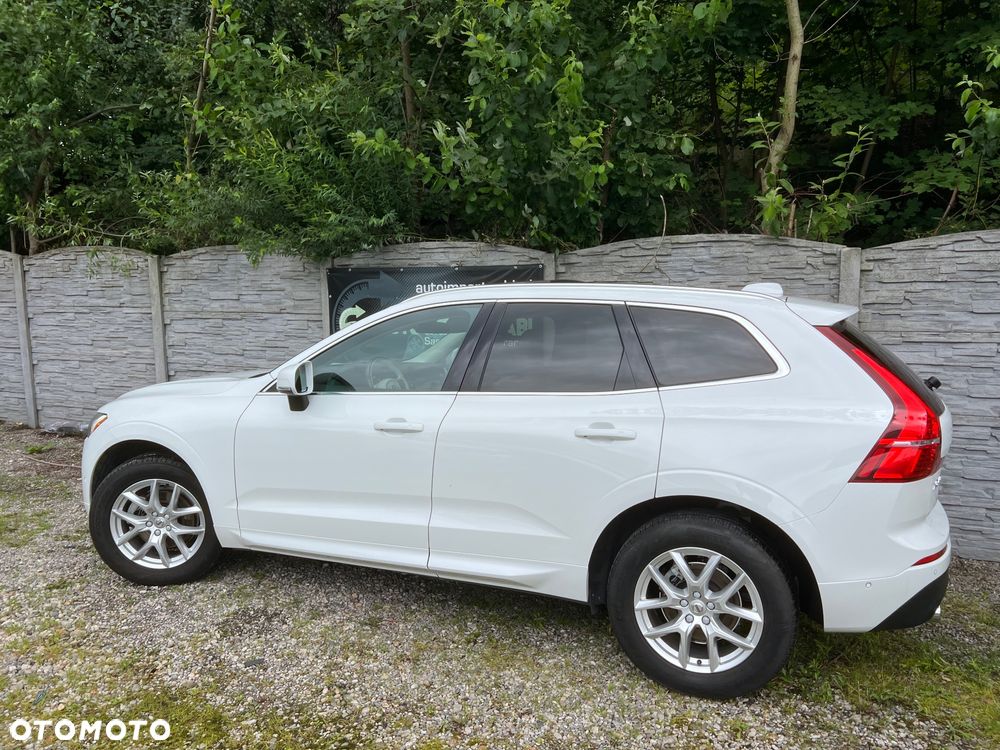 Volvo XC 60 T5 AWD Geartronic Momentum - 11