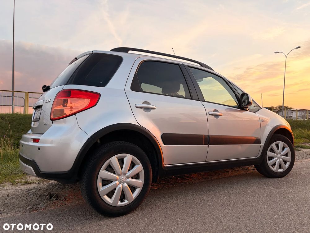Suzuki SX4 1.6 Comfort 4WD - 5