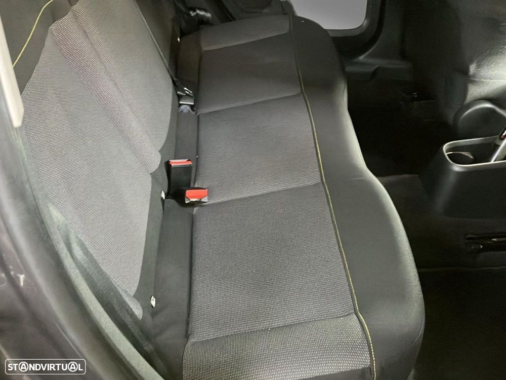 Citroën C3 1.2 PureTech C-Series - 17